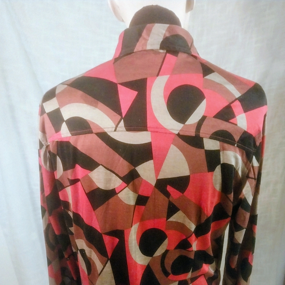 Graphic print button-up shirt - Picture 2 of 4